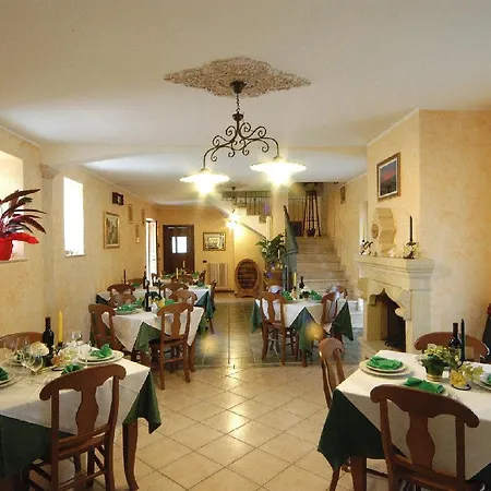 Il Crinale Farm stay *